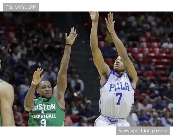 斗球体育直播app支持多设备同步观看,随时随地享受高清体育直播盛宴 斗球体育直播app支持多设备同步观看,随时随地享受高清体育直播盛宴