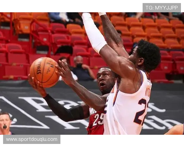 斗球体育直播官方版app免费下载安装，开启你的专属体育直播新体验