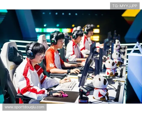 斗球直播tv版支持多角度观看，带来沉浸式足球直播体验